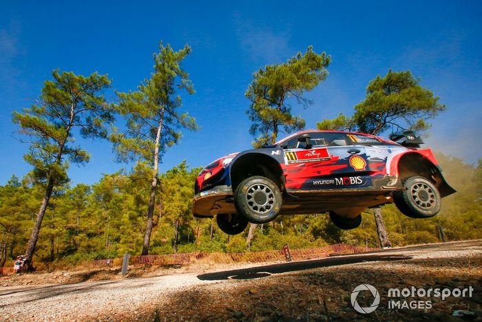 Thierry Neuville, Nicolas Gilsoul, Hyundai Motorsport Hyundai i20 Coupe WRC