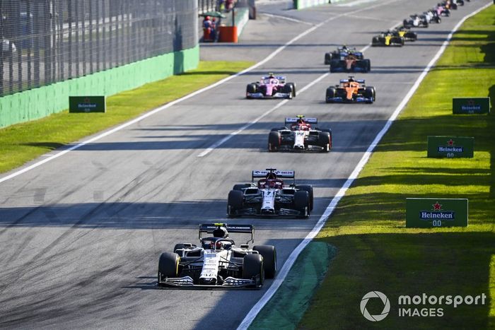 Pierre Gasly, AlphaTauri AT01, Kimi Raikkonen, Alfa Romeo Racing C39,  Antonio Giovinazzi, Alfa Romeo Racing C39 