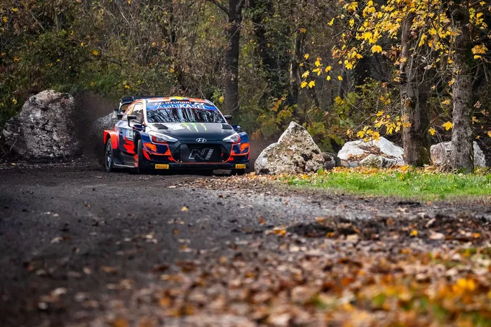 Oliver Solberg, Elliott Edmondson, Hyundai 2C Competition Hyundai i20 Coupe WRC