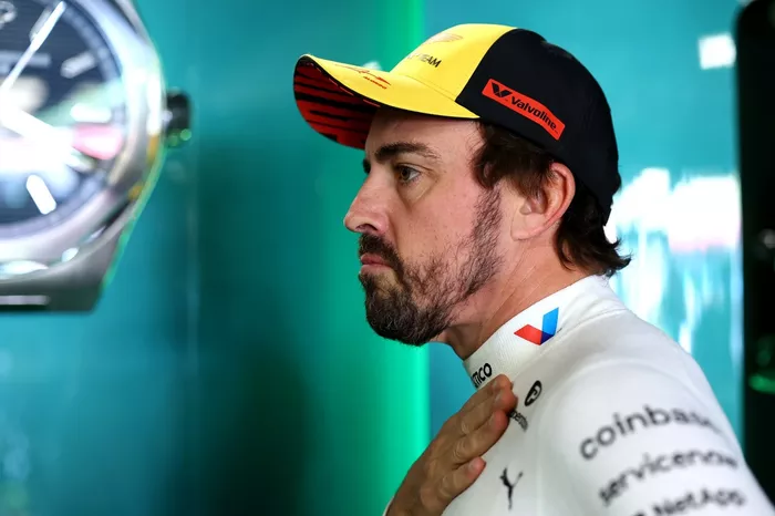 Fernando Alonso, Aston Martin Racing