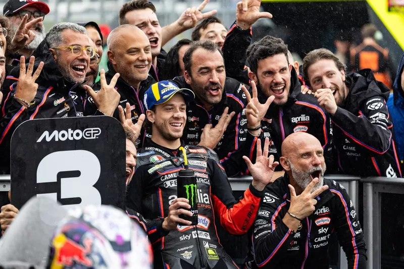 Marco Bezzecchi, Aprilia Racing