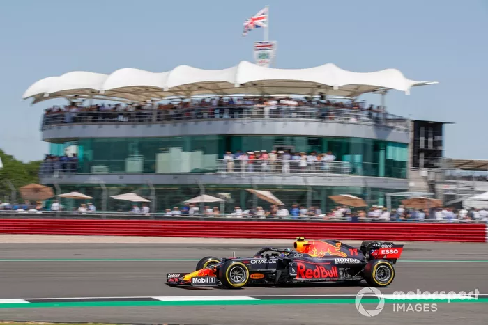 Sergio Pérez, Red Bull Racing RB16B