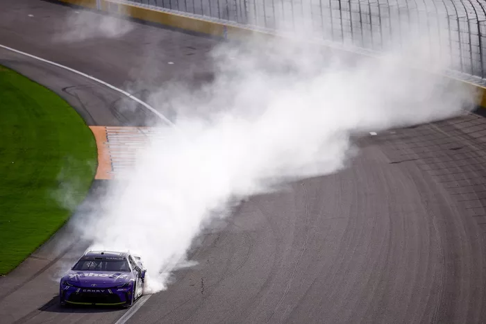 Denny Hamlin, Joe Gibbs Racing