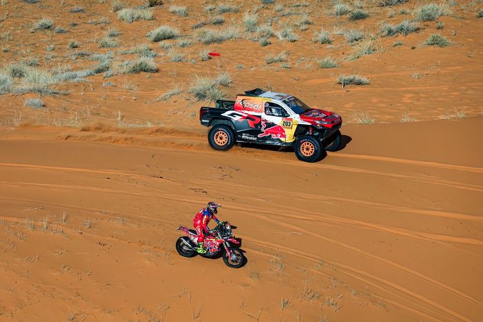 #203 Toyota Gazoo Racing W2Rc Toyota: Seth Quintero, Andrew Short, #65 Xraids Experience KTM: Guillaume Chollet