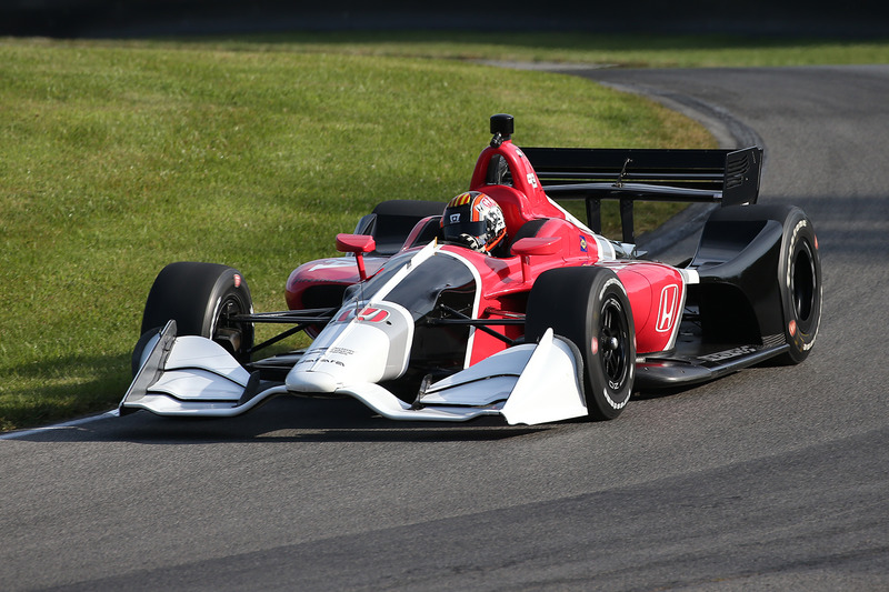 Oriol Servia tests the 2018 Honda