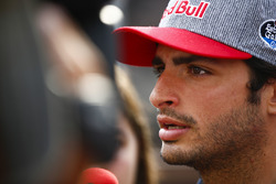 Карлос Сайнс-мол., Scuderia Toro Rosso