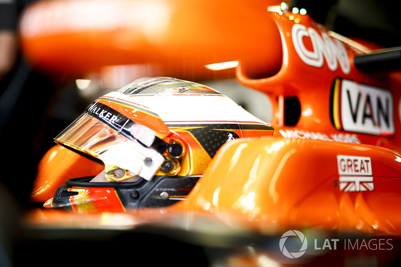 16 місце — Стоффель Вандорн, McLaren. Умовний бал — 4,785