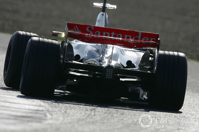 2007, McLaren-Mercedes MP4-22