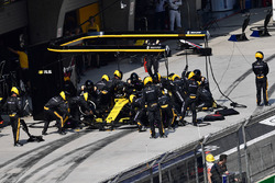 Nico Hulkenberg, Renault Sport F1 Team R.S. 18, pit stop