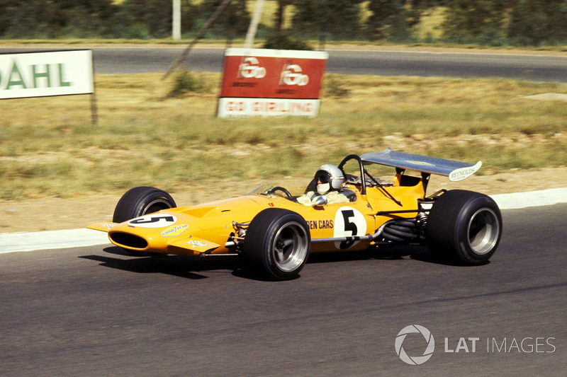 Denny Hulme, McLaren M14A