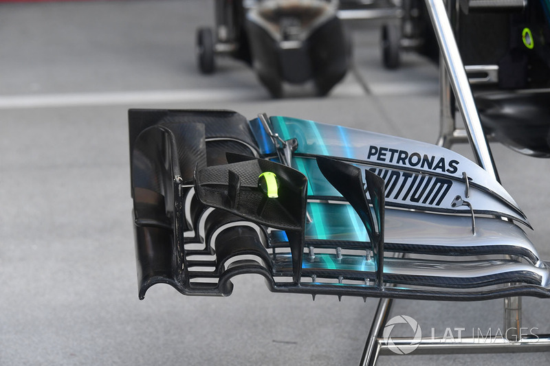 Mercedes-AMG F1 W09 front wing detail