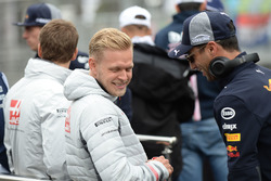 Kevin Magnussen, Haas F1 on the drivers parade
