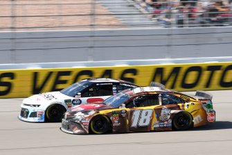 Austin Dillon, Richard Childress Racing, Chevrolet Dow SILASTIC Silicone Elastomers Kyle Busch, Joe Gibbs Racing, Toyota Camry M&M's Chocolate Bar