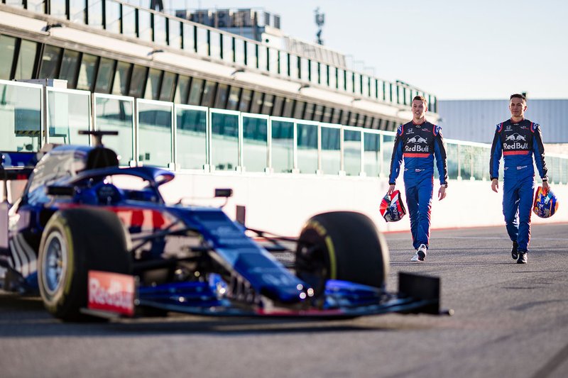 Alex Albon, Scuderia Toro Rosso, Daniil Kvyat, Scuderia Toro Rosso avec la Scuderia Toro Rosso STR14