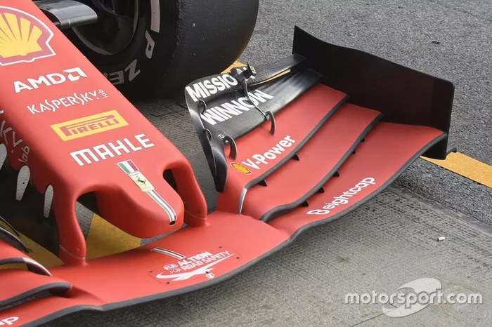 Ferrari, detalle técnico del morro