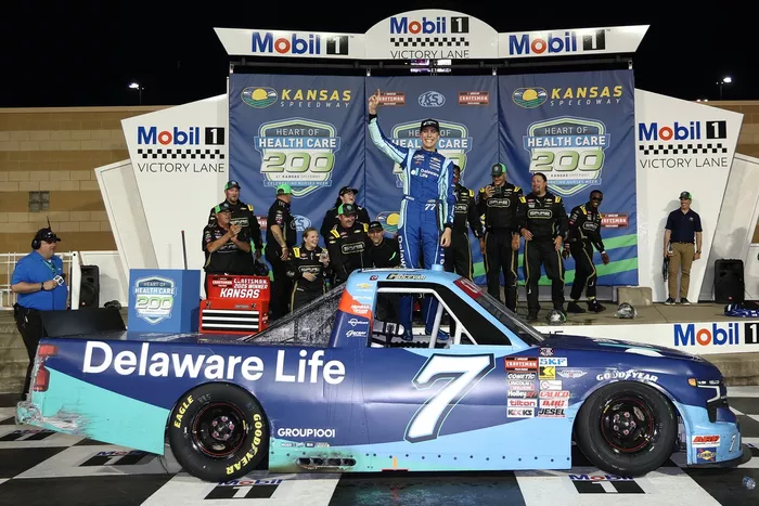 Carson Hocevar, Spire Motorsports Chevrolet