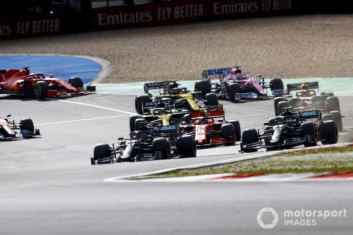 Lewis Hamilton, Mercedes F1 W11, Valtteri Bottas, Mercedes F1 W11 al inicio