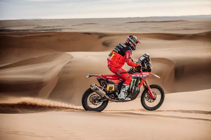 #88 Monster Energy Honda Team 2022: Joan Barreda Bort