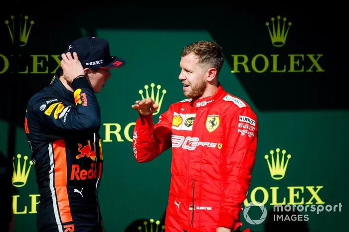 Podio: segundo lugar Max Verstappen, Red Bull Racing y el tercer lugar Sebastian Vettel, Ferrari