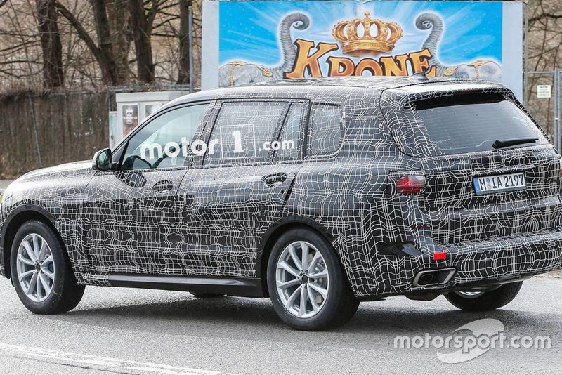 BMW X7 - шпигунські фото
