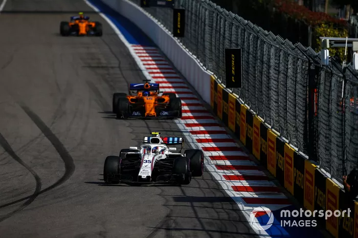 WILLIAMS Y MCLAREN