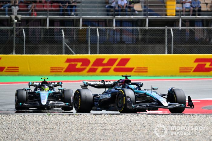 George Russell, Mercedes F1 W15, lidera Lewis Hamilton, Mercedes F1 W15