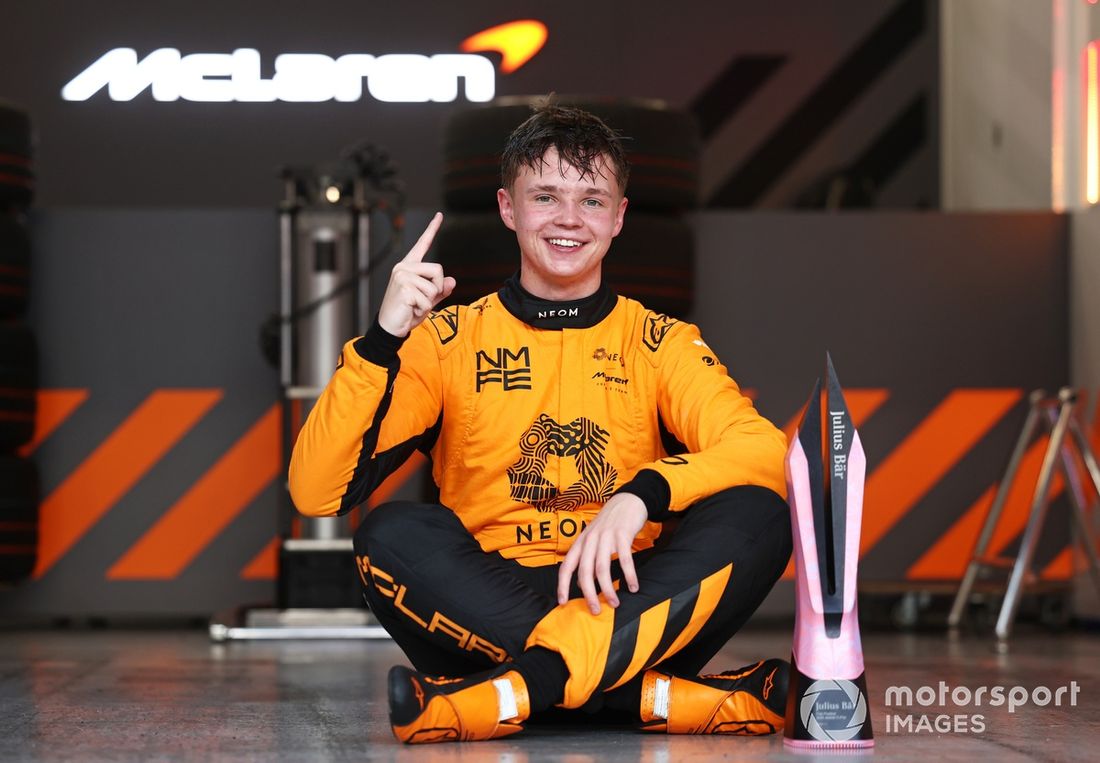 Taylor Barnard, zespół McLaren Formula E