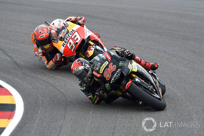 “Eu não tinha o ritmo que ele conseguiu nas duas últimas voltas, mas pensei que poderia derrotar Márquez hoje. Tinha um bom ritmo, porém o pneu foi embora duas voltas antes.