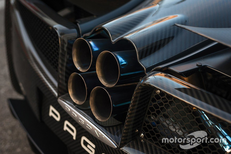 Pagani Huayra Tempesta