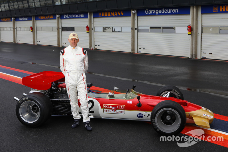 Едріан Ньюі, Lotus 49B