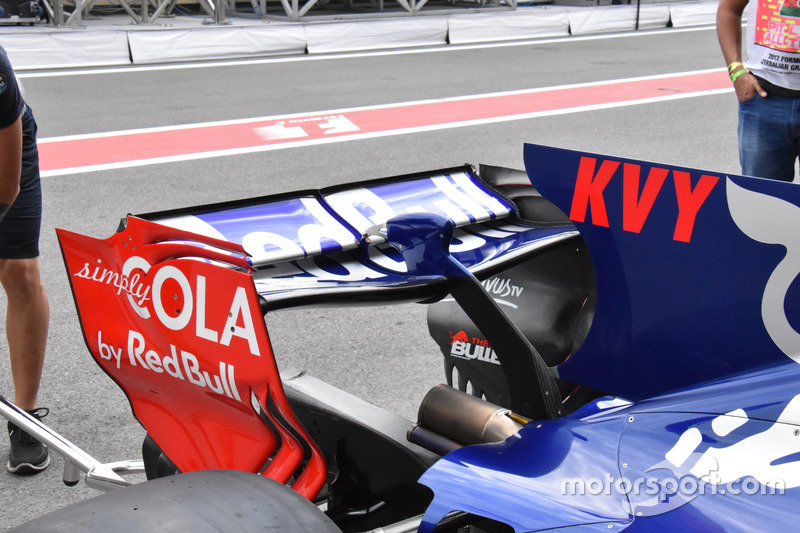 Alerón trasero del Scuderia Toro Rosso STR12