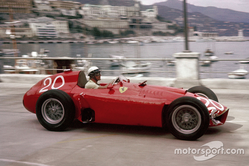 Ferrari D50 (primeiro Lancia D50, depois Ferrari D50/801) (1954-1957)
