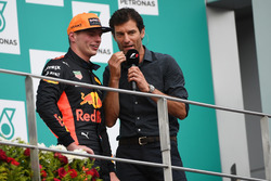 Макс Ферстаппен, Red Bull Racing, Марк Веббер