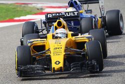 Kevin Magnussen, Renault Sport F1 Team RS16