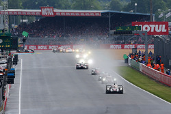 #2 Porsche Team Porsche 919 Hybrid: Ромен Дюма, Ніл Яні, Марк Ліб