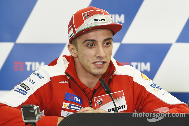Andrea Iannone - Milán