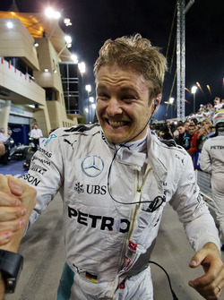 Sieger Nico Rosberg, Mercedes AMG F1 Team im Parc Ferme
