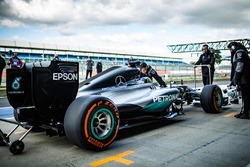 MotoGP-Champion Jorge Lorenzo im Mercedes AMG F1 W05