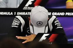Lewis Hamilton, Mercedes AMG F1 en la Conferencia de prensa FIA