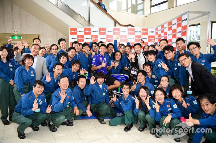 Valentino Rossi, Movistar Yamaha MotoGP visita X Refinería y el R&D Center en Yokohama