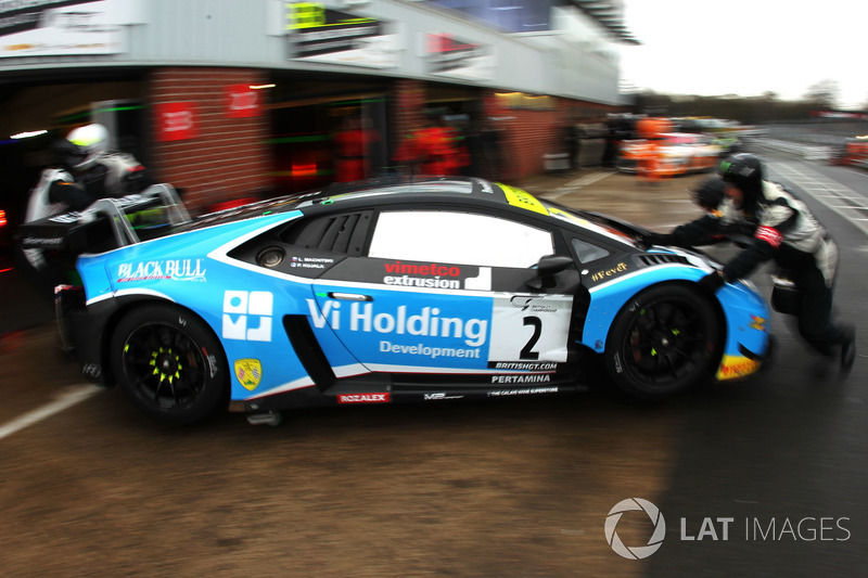 #2 Barwell Motorsport Lamborghini Huracan GT3: Leo Machitski, Patrick Kujala