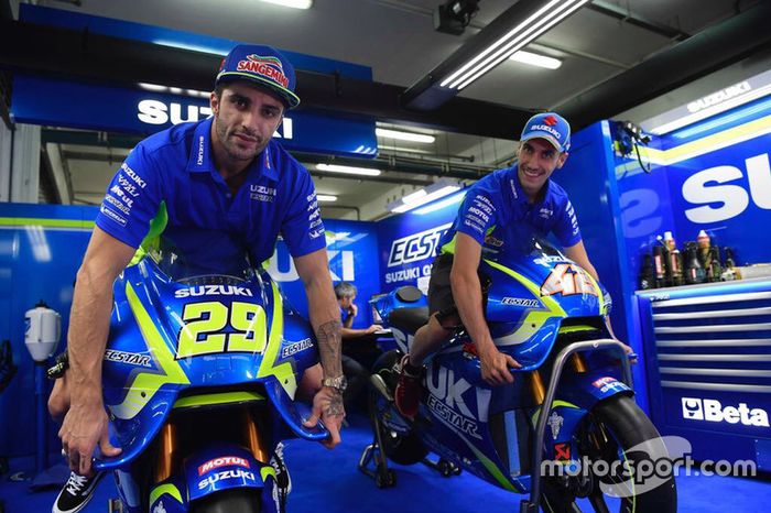 Suzuki MotoGP y Fundación Movember