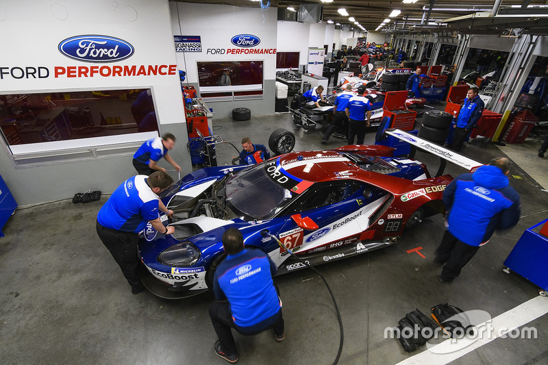 #67 Chip Ganassi Racing Ford GT, GTLM: Ryan Briscoe, Richard Westbrook, Scott Dixon