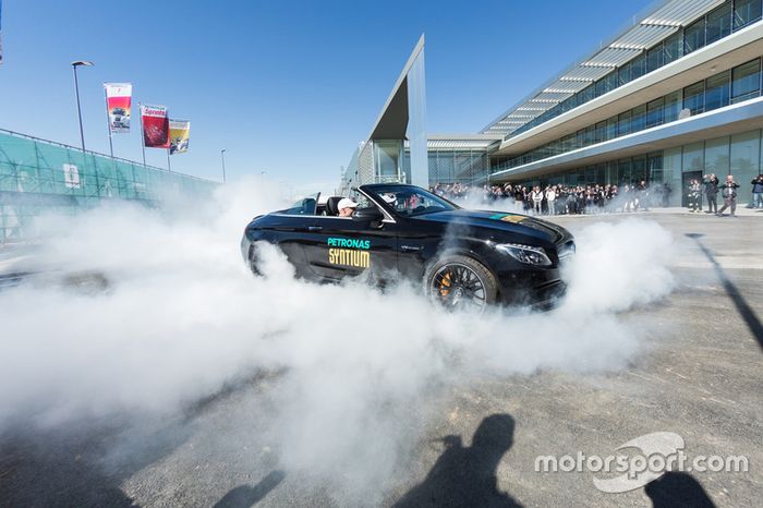 Valtteri Bottas, Lewis Hamilton, Mercedes AMG F1, llegan