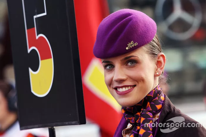 Grid girl