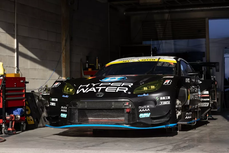 #2位 ハイパーウォータリングGR86 GT