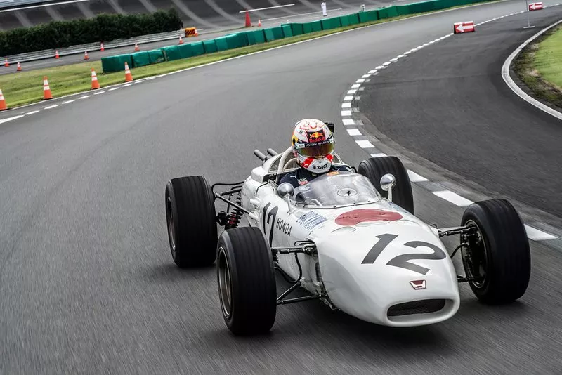 Max Verstappen, Honda RA272 