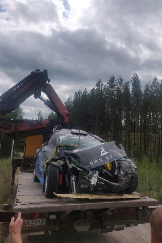 Accidente de Hayden Paddon, M-Sport