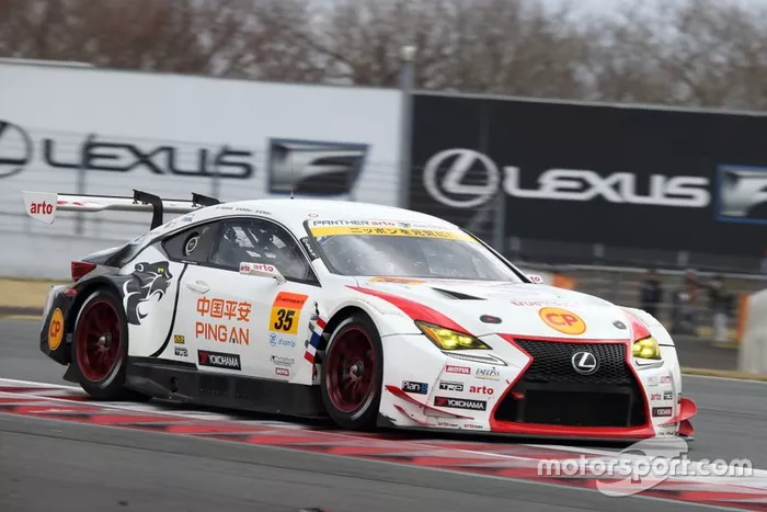 #35 Team Thailand Lexus RC F GT3: Nattapong Hortongkum, Sean Walkinshaw