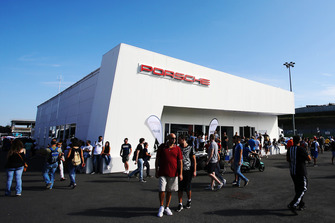 Atmosfera nel paddock